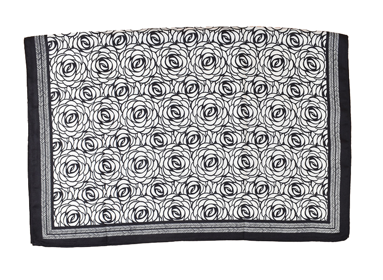 SCF3782 BLACK : Roses with herringbone border