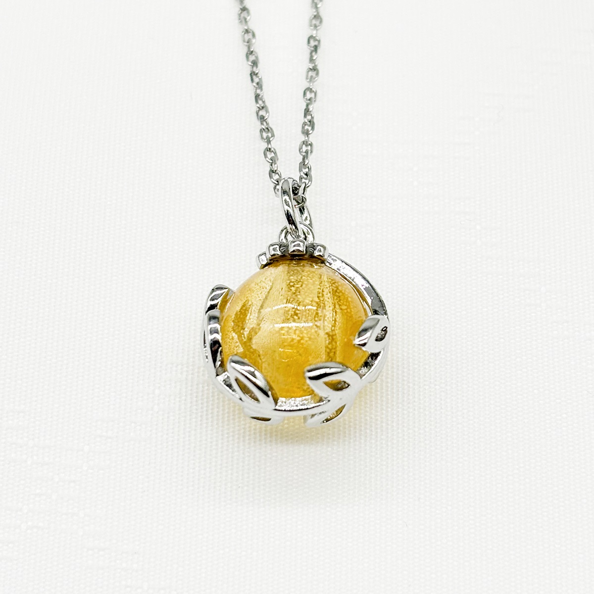 Gift Gox - Aroma Necklace White Gold - Planet Jovian Gold (Golden Yellow) + Purify