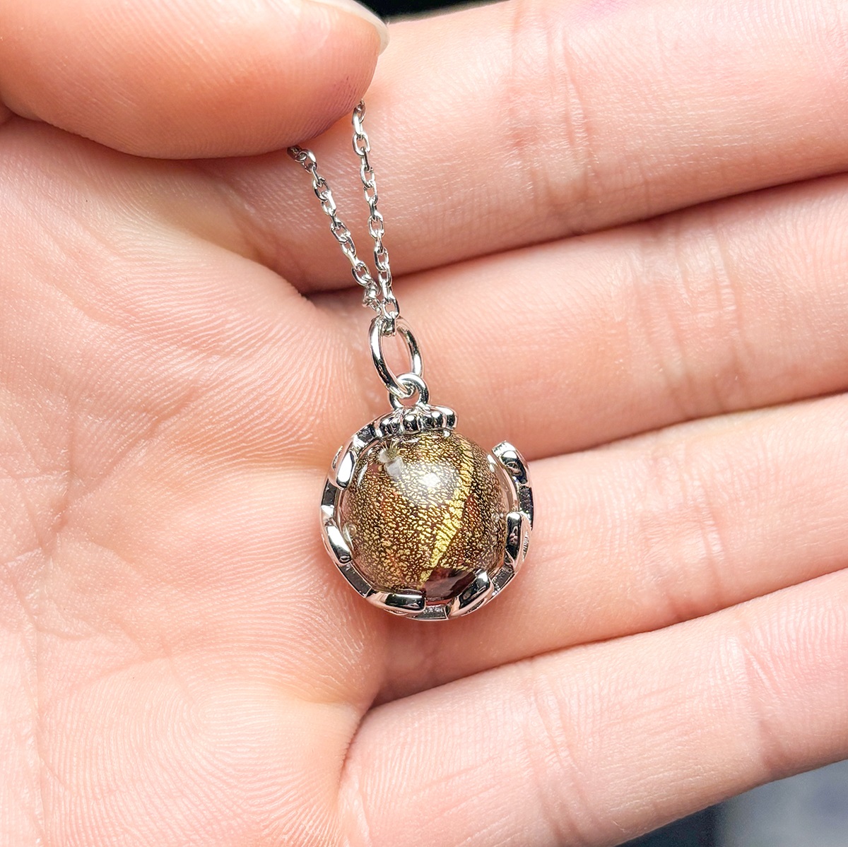 Gift Gox - Aroma Necklace White Gold - Planet Plutonian Amethyst (Golden Purple) + Purify