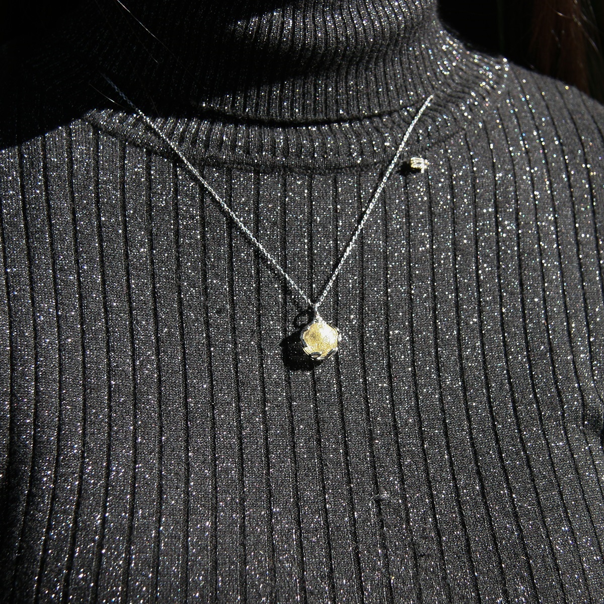 Gift Gox - Aroma Necklace White Gold - Planet Stardust Crystal (Gold Clear) + Purify