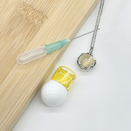 Gift Gox - Aroma Necklace White Gold - Planet Stardust Crystal (Gold Clear) + Purify