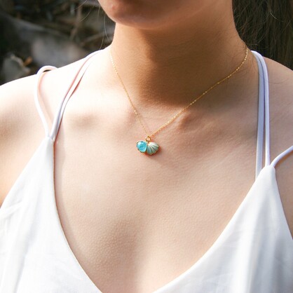 Gift Gox - Aroma Necklace 925 Silver, Gold coated - Green Shell Ocean Breeze (Light blue) + Purify