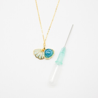 Gift Gox - Aroma Necklace 925 Silver, Gold coated - Green Shell Ocean Breeze (Light blue) + Purify