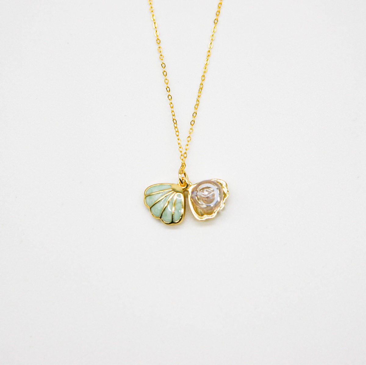 Gift Gox - Aroma Necklace 925 Silver, Gold coated - Green Shell Dreamy Lavender (Light Purple) + Purify