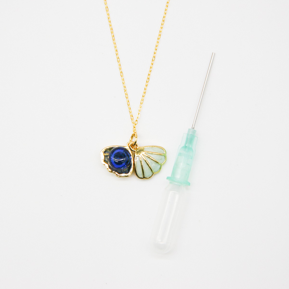 Gift Gox - Aroma Necklace 925 Silver, Gold coated - Green Shell Ocean Depth (Dark Blue) + Purify