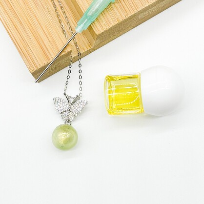 Gift Box - Sterling Silver Diamond Butterfly Aroma Necklace - Green + Purify Essential Oil Blend | Aroma Jewelry Gift Set