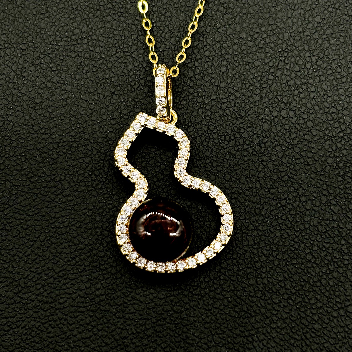 Gift Box - Golden Gourd Aroma Necklace - Amethyst + Purify Essential Oil Blend | Aroma Jewelry Gift Set