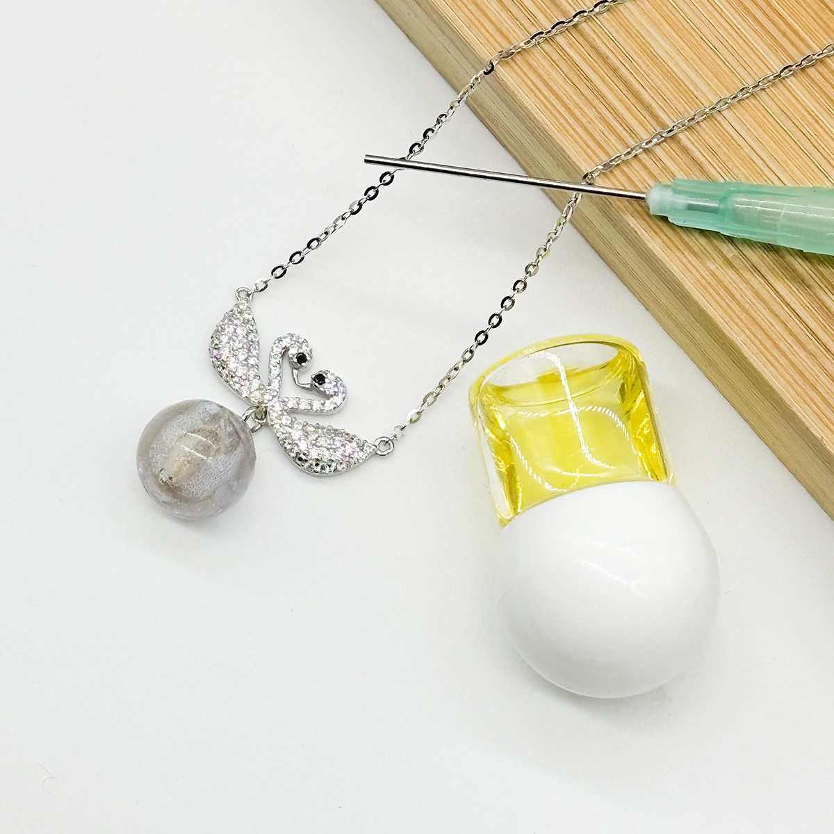 Gift Box - Sterling Silver Twin Swan Aroma Necklace - Gold Green + Purify Essential Oil | Essential oil diffuser Jewelry Set