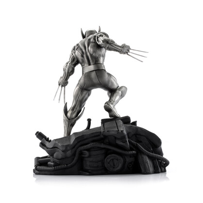Wolverine Victorious Figurine (LE)