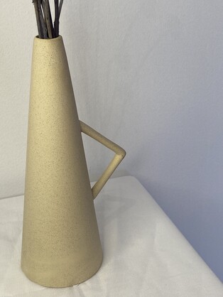 Island Pyramid Vase