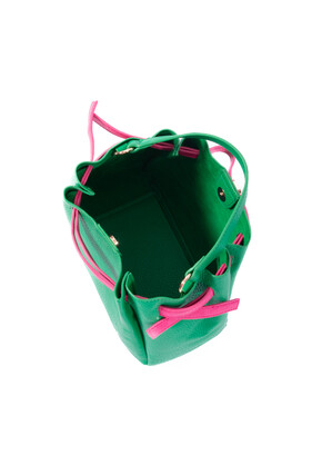 Holly- Green