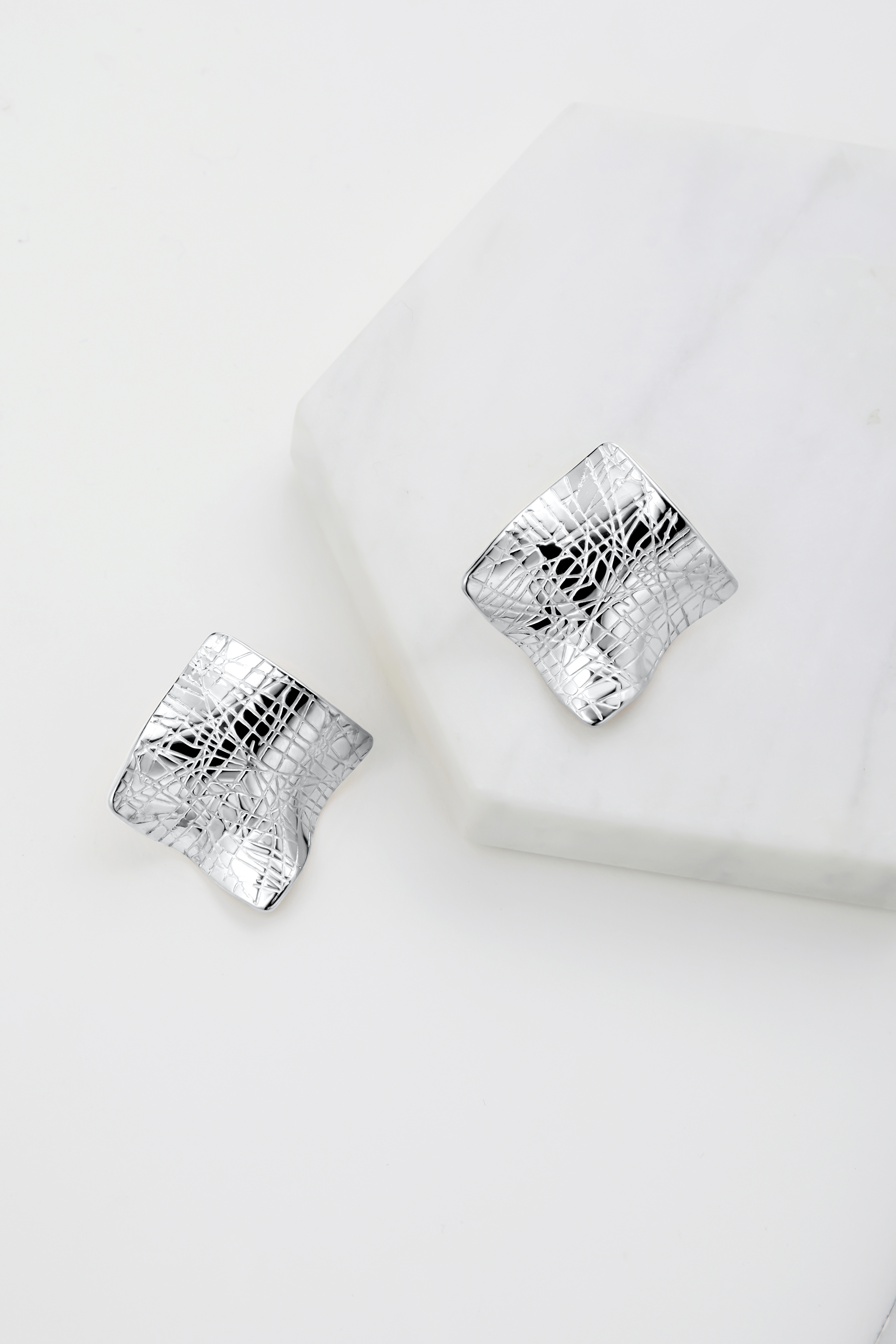 Lucy Earring - Silver