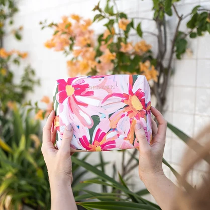 WE Morgan Jamieson - Love Fool Large Cosmetic Bag