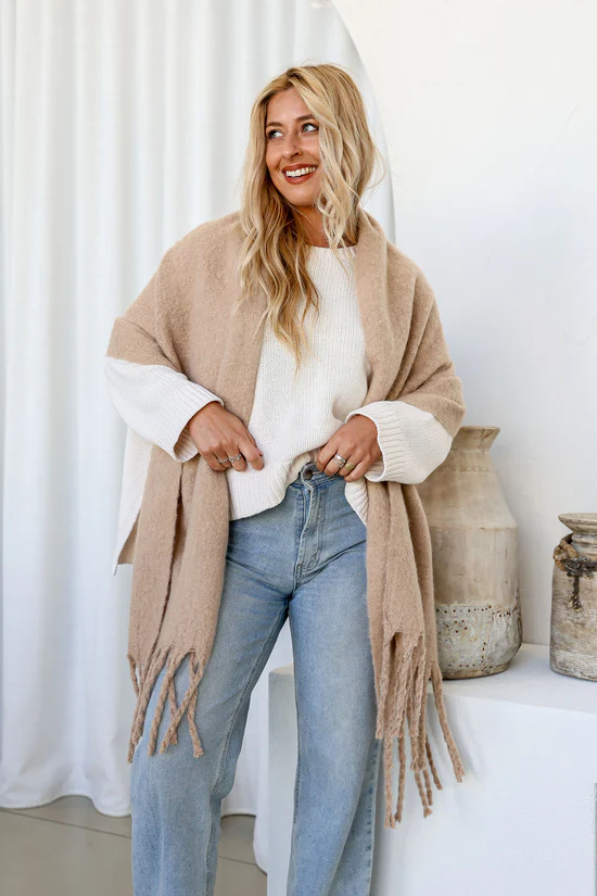 Cosy Knit Scarf - Camel