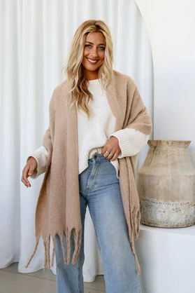 Cosy Knit Scarf - Camel