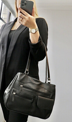 MULTI COMPARTMENT HANDBAG WITH SHOULDER STRAPS. STYLE NO: 4291.