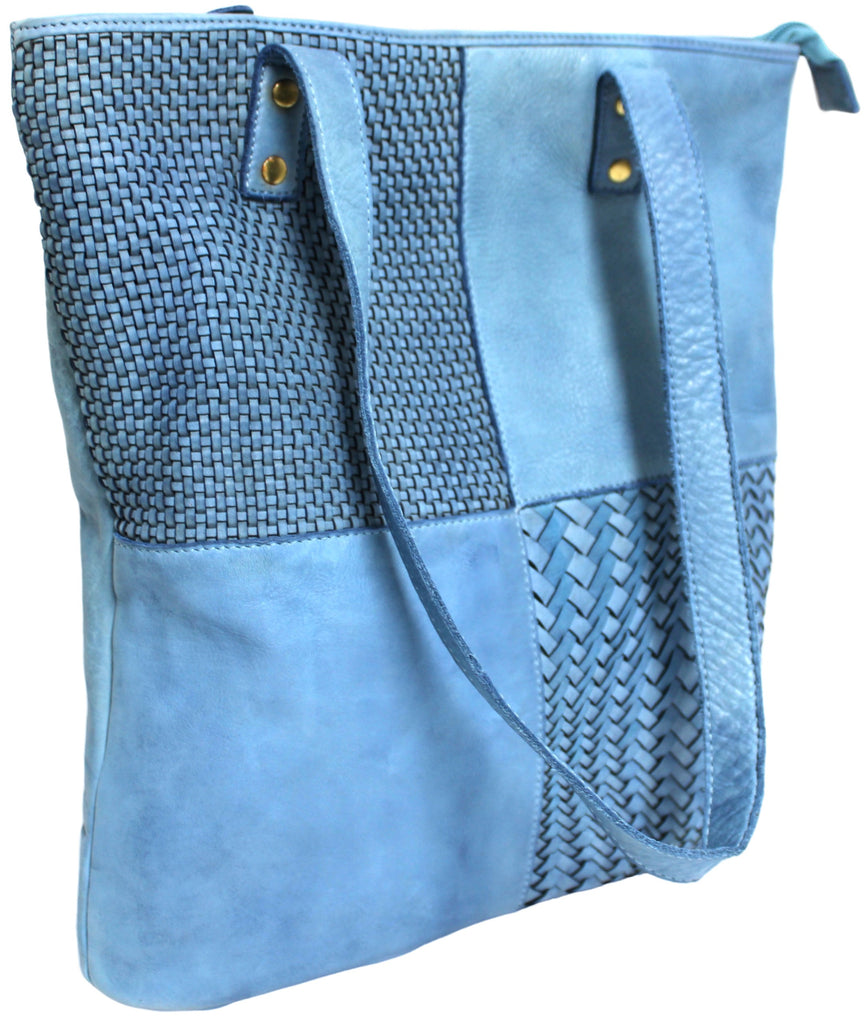 LEATHER HANDBAG - SHOULDER BAG WITH ADJUSTABLE STRAP. STYLE: 1661.