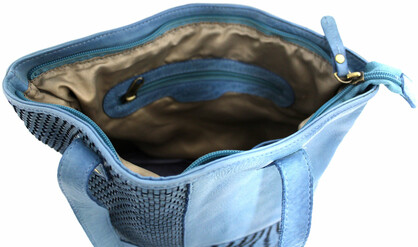 LEATHER HANDBAG - SHOULDER BAG WITH ADJUSTABLE STRAP. STYLE: 1661.