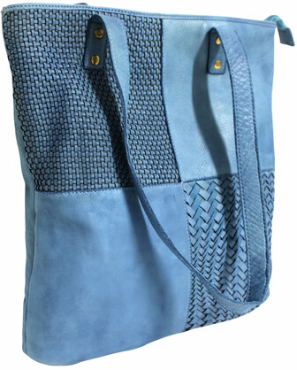 LEATHER HANDBAG - SHOULDER BAG WITH ADJUSTABLE STRAP. STYLE: 1661.