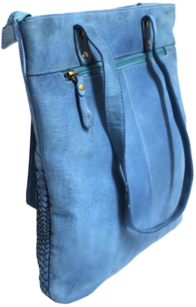 LEATHER HANDBAG - SHOULDER BAG WITH ADJUSTABLE STRAP. STYLE: 1661.