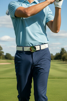 Quality Full Grain Leather Golf Belt. Colour: White. Style: 41044