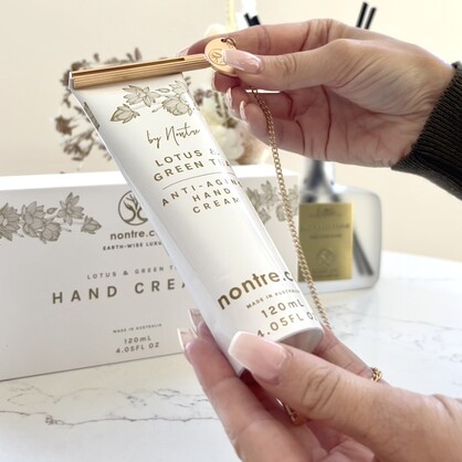 Hand Cream White & Gold Tube Lotus & Green Tea 120mL