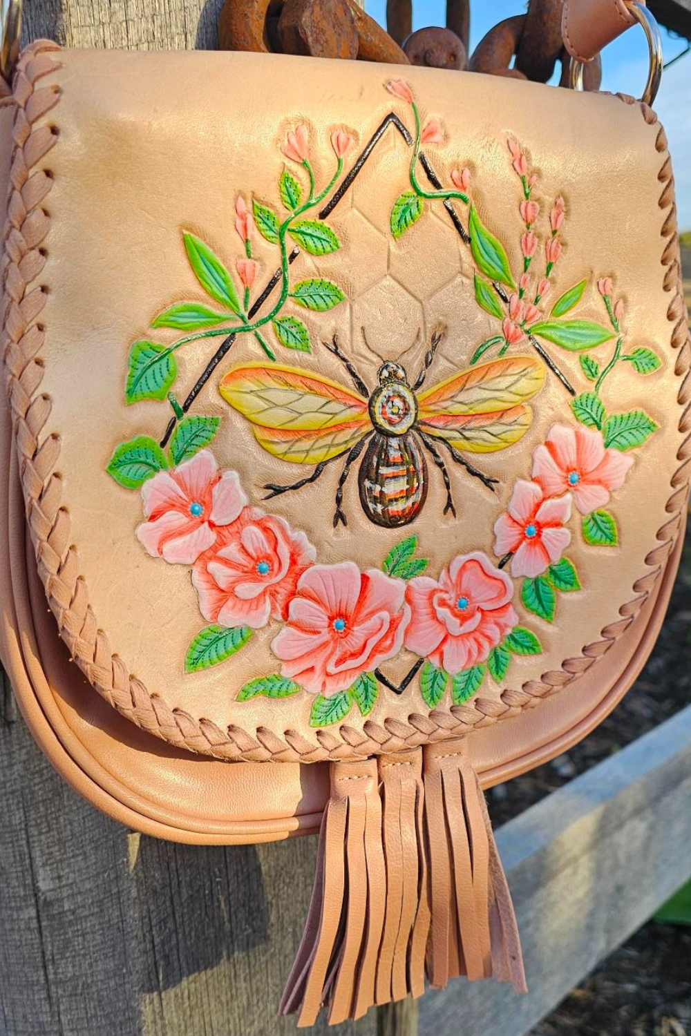 Bumble Bee Cross Body Bag (No Fringe) Cream