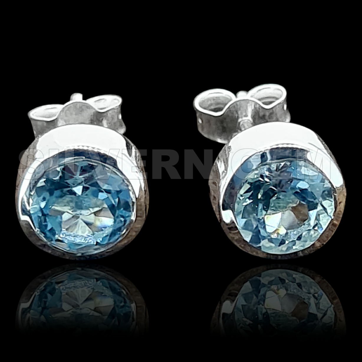 Blue Topaz  Round Shape ( 6mm ) Stud In 925 Sterling Silver