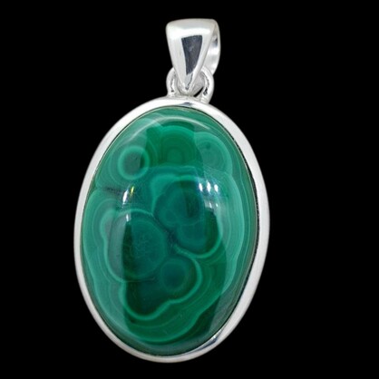 Malachite Oval Shape Pendant in 925 Sterling Silver