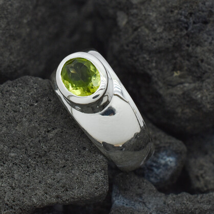 Peridot Gemstone  Ring in 925 Sterling Silver