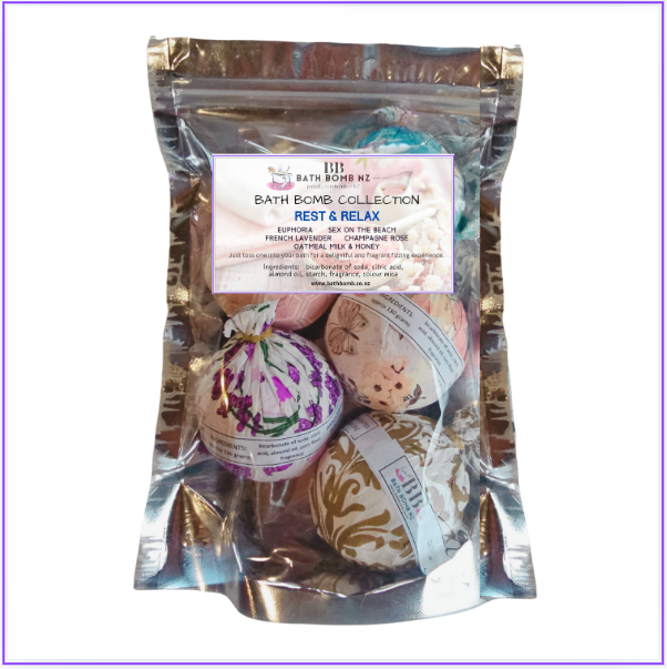 5 LARGE BATH BOMBS GIFT BAG