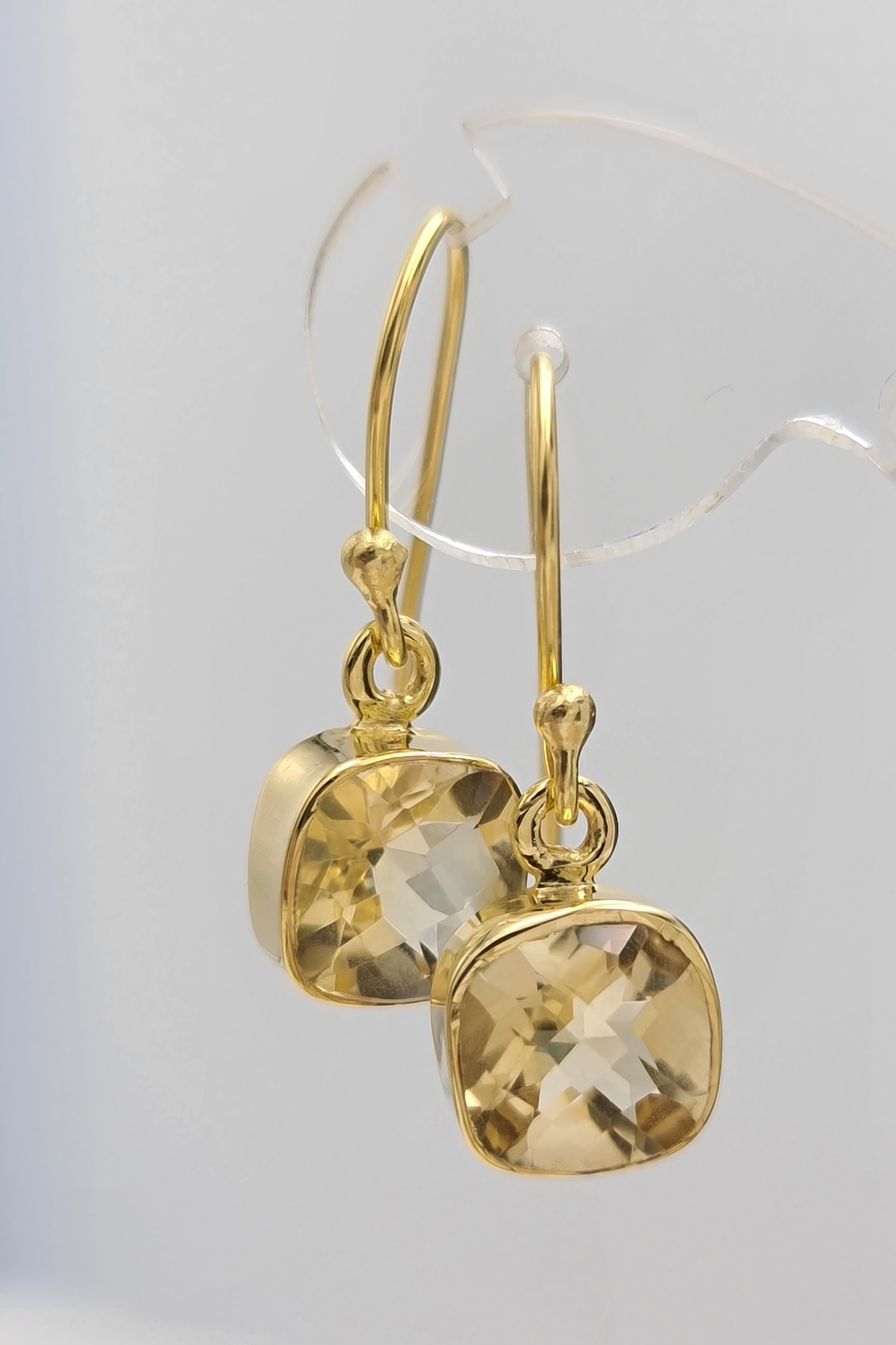 Kalash Earrings - E2586