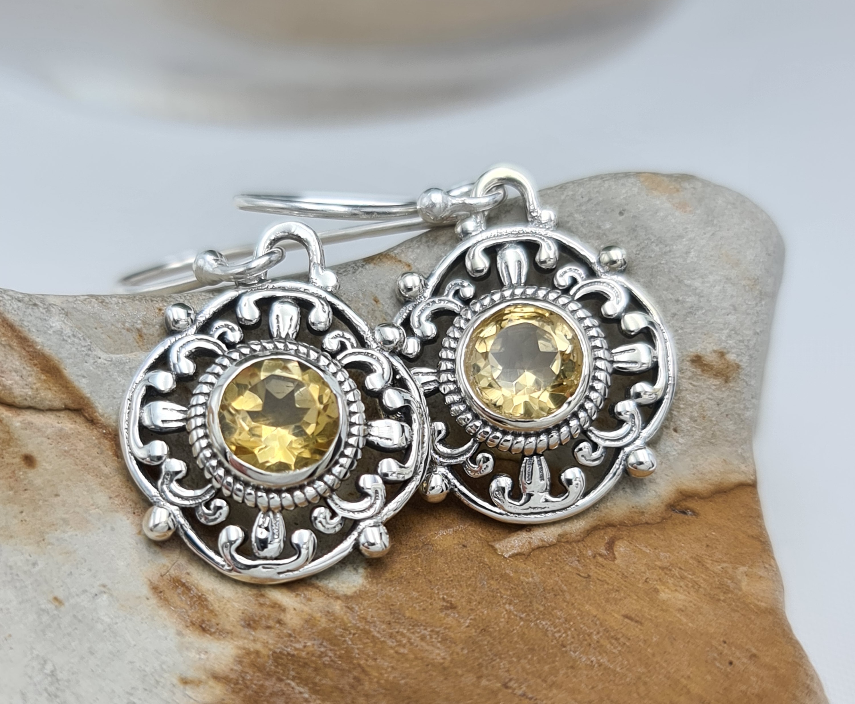 Kalash Earrings - E2562