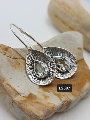 Kalash Earrings - E2587