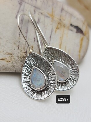 Kalash Earrings - E2587
