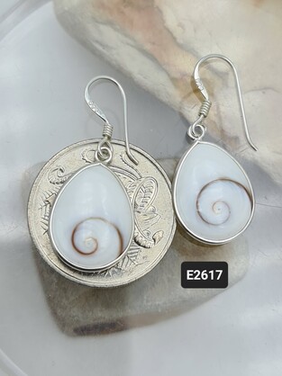 Kalash Earrings - E2617