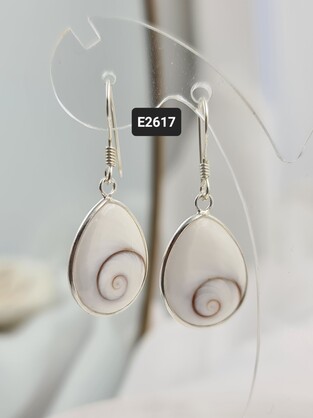 Kalash Earrings - E2617