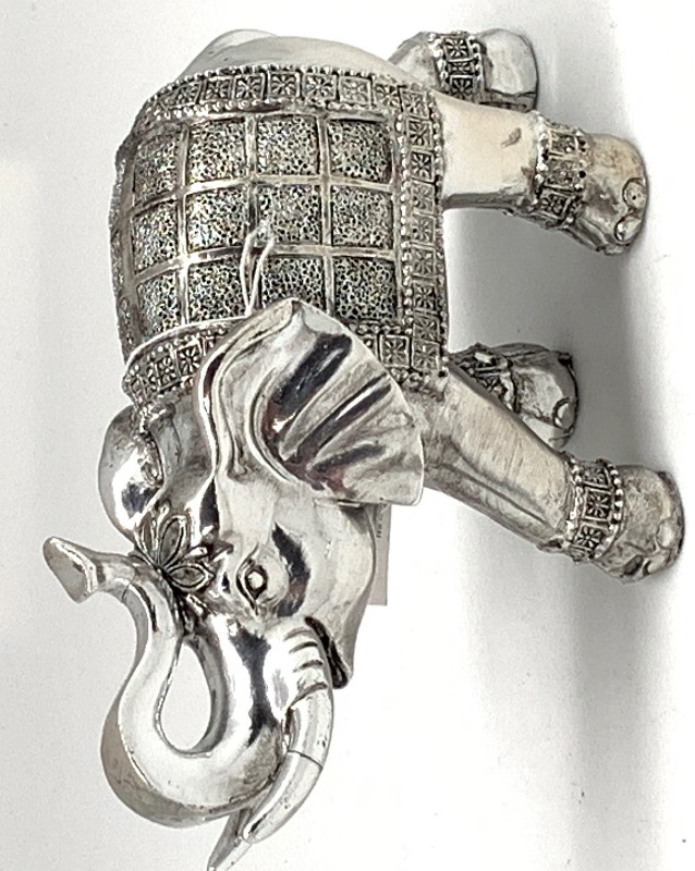 Electra Elephant Silver Polyresin 15cm