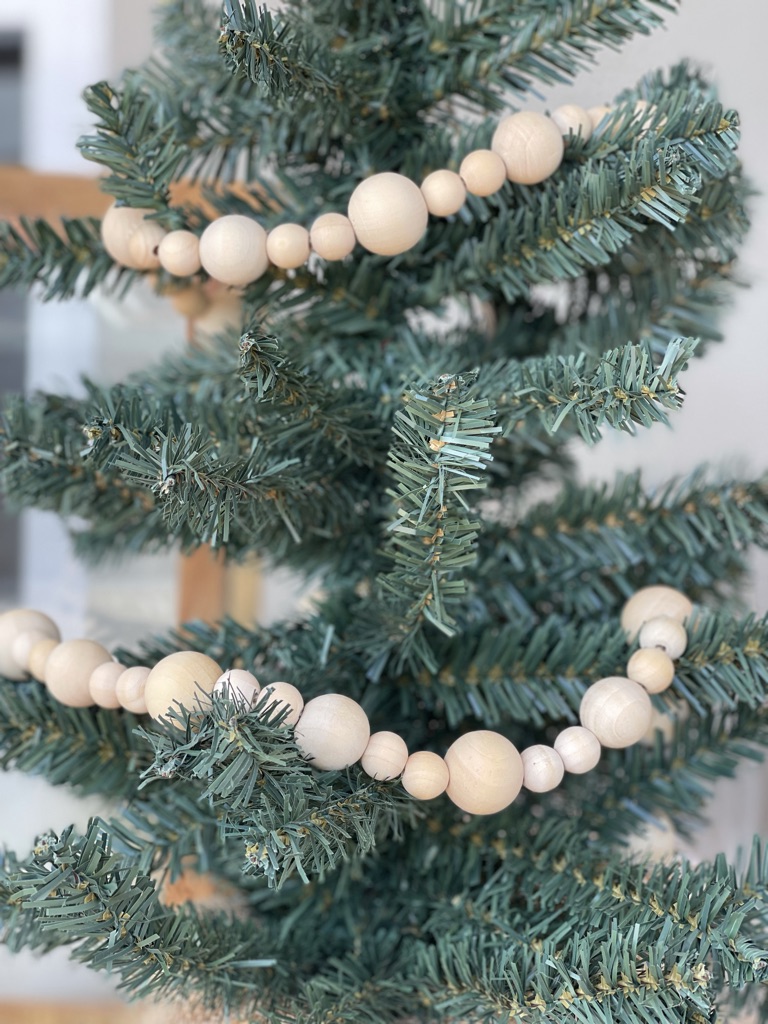 christmas tree garland round bead