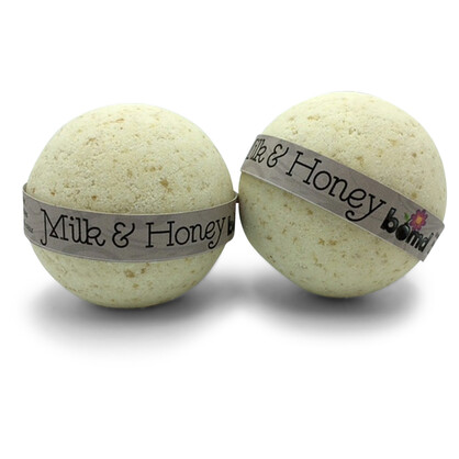 Oatmeal Milk & Honey Mega Moisturising Soak Bath Bomb