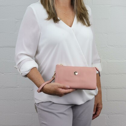 EVIE PEACHY PINK