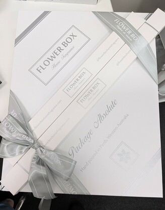 LR- Absolute Package Gift Box