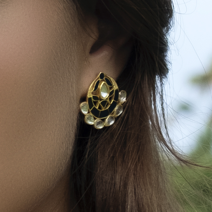 Asra Earrings Black