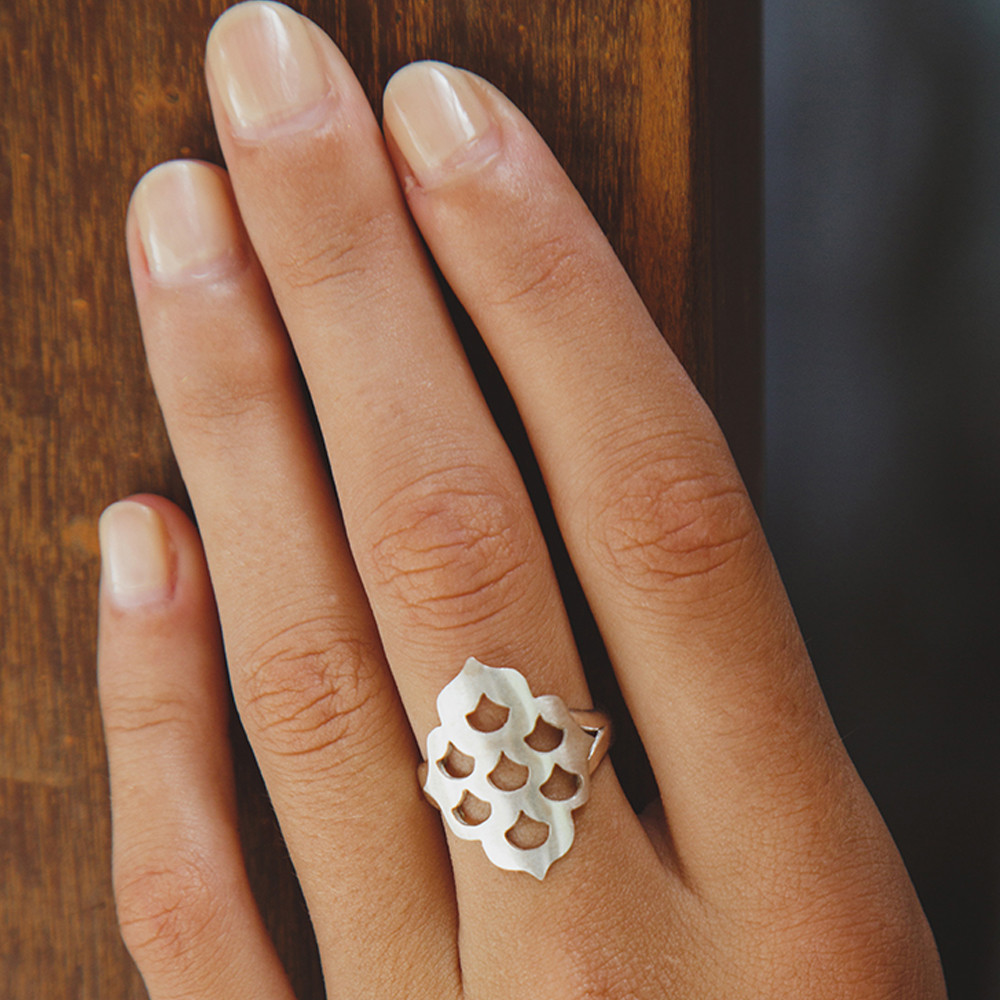 Screen Goddess Ring Silver