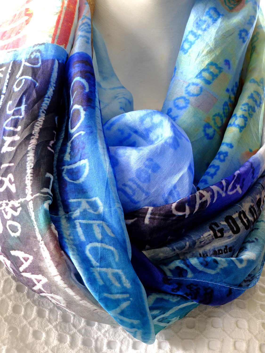 SILK TABBI SCARF: Ned Kelly