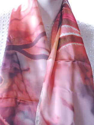 SILK TWILL SCARF: Kangaroo Paw