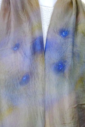 SILK TABBI SCARF: Quokka