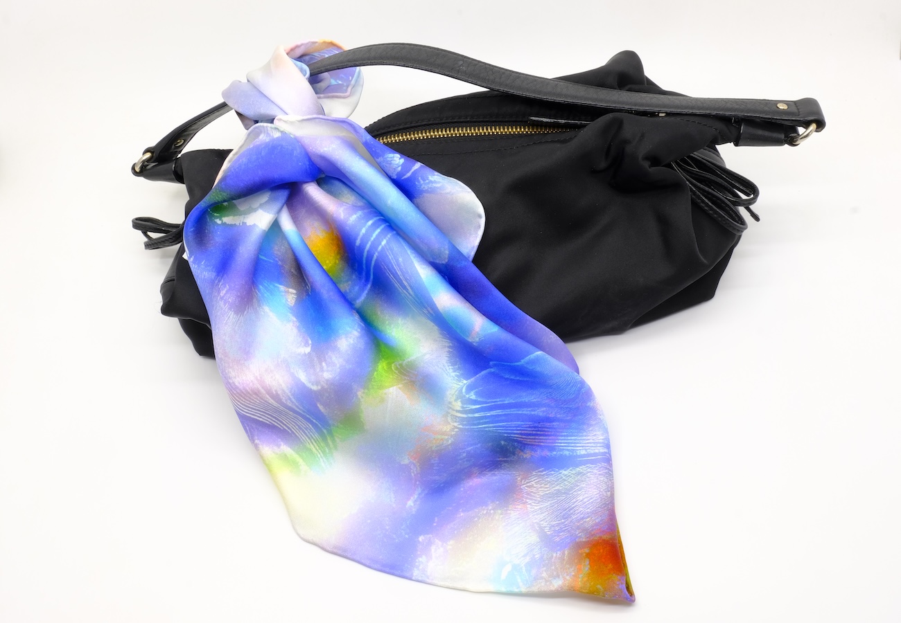 SILK TWILL MINI SCARF: Fairy Wren