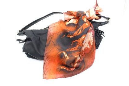 SILK TWILL MINI SCARF: Boxing Kangas