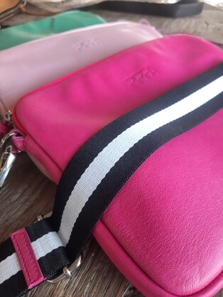 City Bag - Raspberry